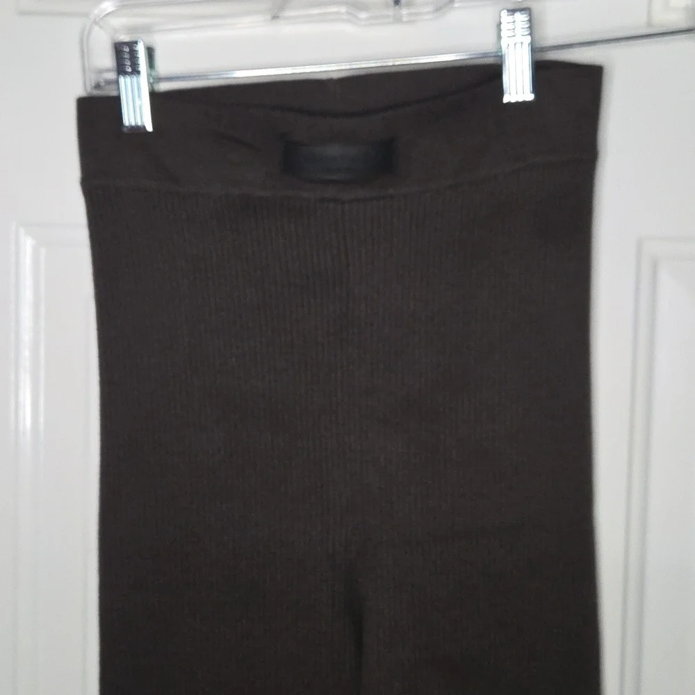 Essentials Charcoal/ Chocolate Ribbed Leggings Size M - Picture 5 of 12